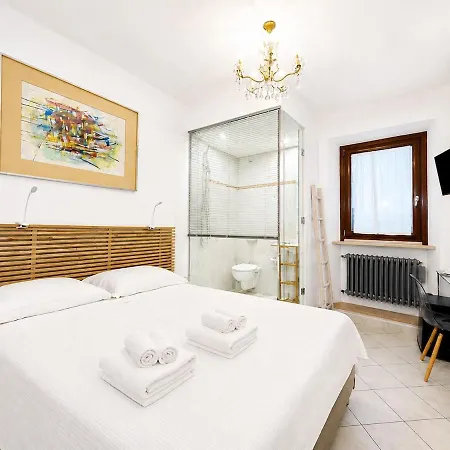 La Viola - A Due Passi Dal Mare, Centro Storico E Stazione Bed & Breakfast Senigallia