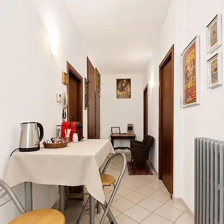 La Viola - A Due Passi Dal Mare, Centro Storico E Stazione Bed & Breakfast 3*
